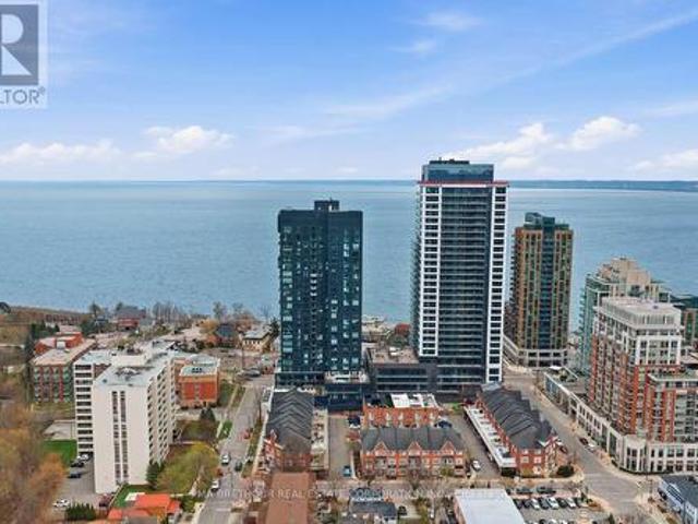 2105 Martha Street, Burlington, ON, L7R 0G9 condo for sale | Listing ID W13552 | Royal LePage