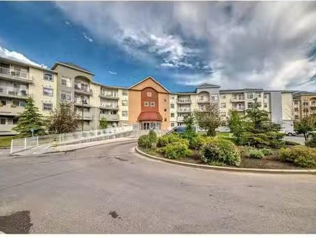 2105 700 Willowbrook Road Nw, Airdrie, AB, T2R 0E5 condo for.