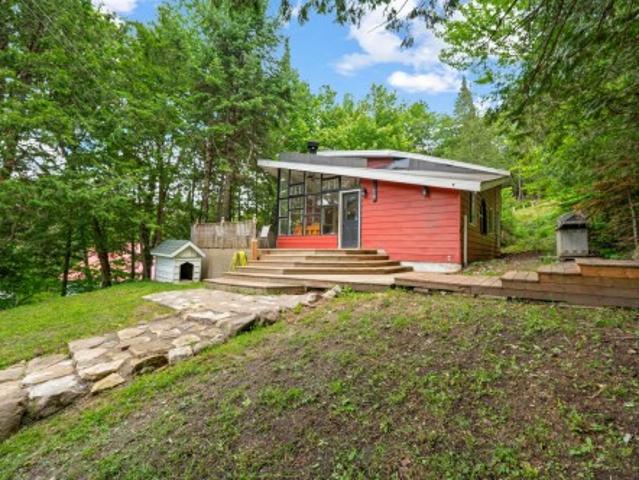2107 Ch. Du Rapide, Val Morin, QC, J0T 2R0 house for sale | Listing ID 27271 | Royal LePage