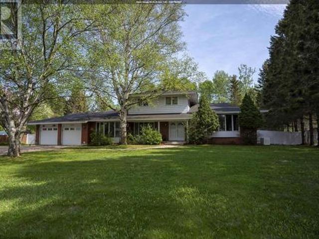2108 Freeman Dr, Thunder Bay, ON, P7K 1H3 house for sale | Listing ID TB2601 | Royal LePage