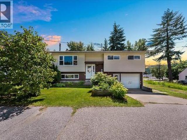 2108 Third Avenue, Rossland, BC, V0G 1Y0 house for sale | Listing ID 10393 | Royal LePage