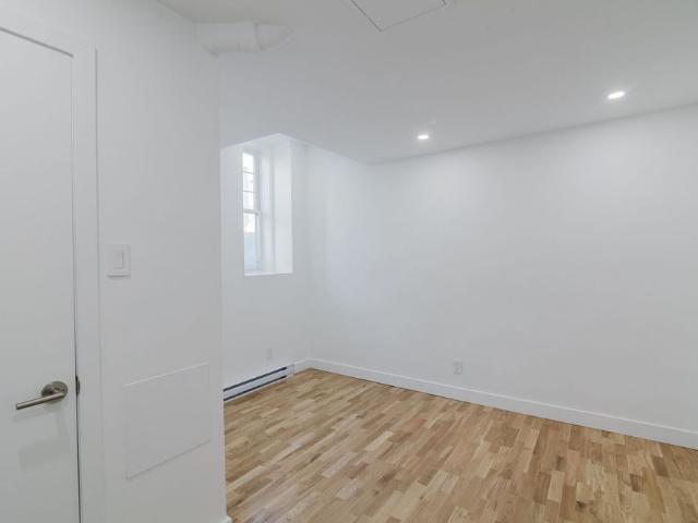 2100 du Fort Street