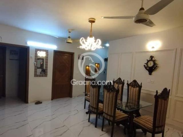 2100 Ft² Flat for Sale