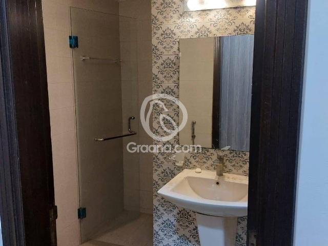 2100 Sq. Ft. Flat for sale