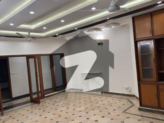 2100 Square Feet House For Sale Is Available In G 8/2