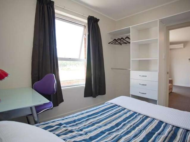 2/102 Harbour Terrace, 2202, Dunedin City