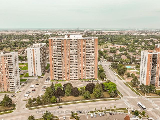 2102 18 Knightsbridge Road, Brampton | 3Beds/2Bath, Condo, $429,900 | Condos. Ca