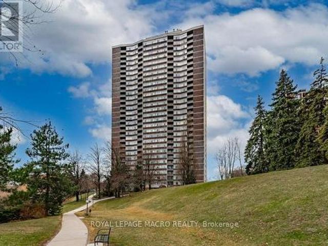 2102 3 Kirwin Avenue, Mississauga, ON, L5A 3S6 Luxury Condo for sale | Listing ID W11553 | Royal LePage Carriage Trade Luxury Properties