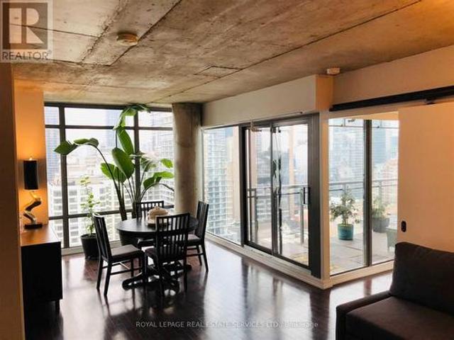 2103 22 Wellesley Street E, Toronto, ON, M4Y 1G3 lease for lease | Listing ID C13470 | Royal LePage