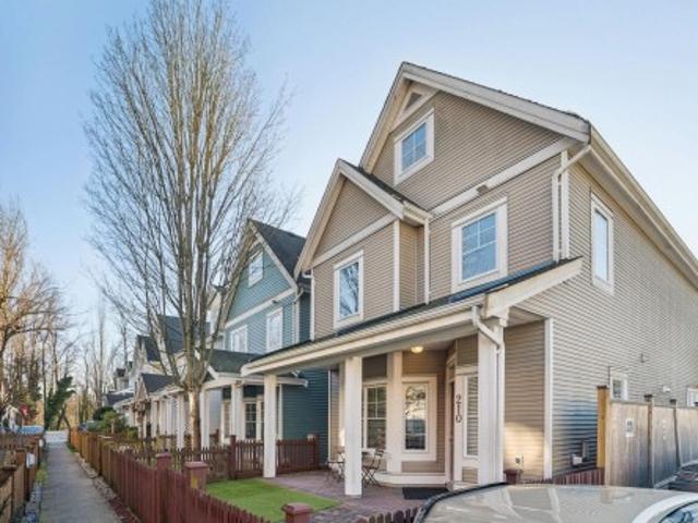 210 3 Riverbend Drive, Coquitlam, BC, V3C 6R1 Single Family Property For Sale | Listing ID R3151 | Royal LePage