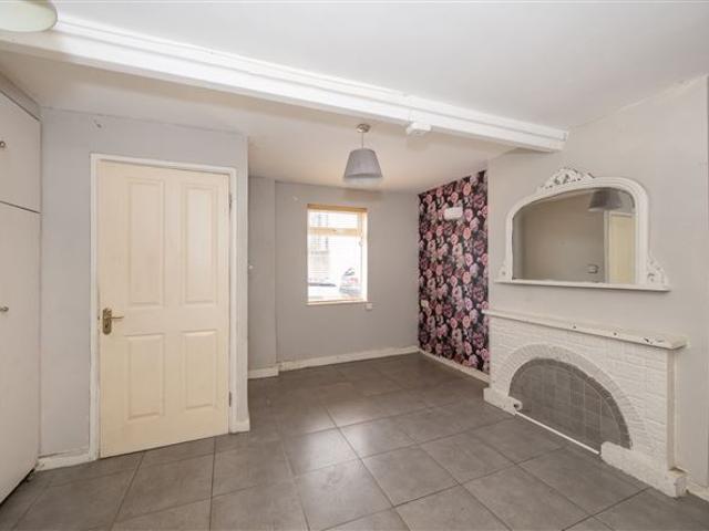 210,000 | 60 Saint Kevin's Square, Cork, Co. Cork Irish & European 5003 MyHome. Ie Residential