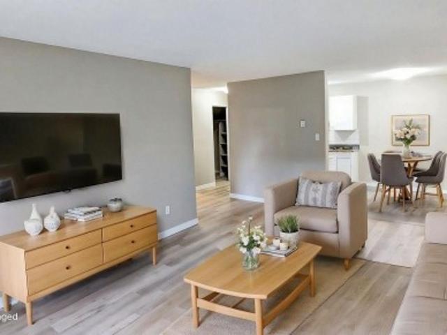 210 14831 Avenue, Surrey, BC, V3R 1M5 lease for lease | Listing ID R3136 | Royal LePage