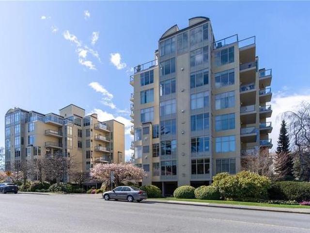 210 188 Douglas St, Victoria, BC, V8V 2P1 Single Family Property For Sale | Listing ID 987801 | Royal LePage
