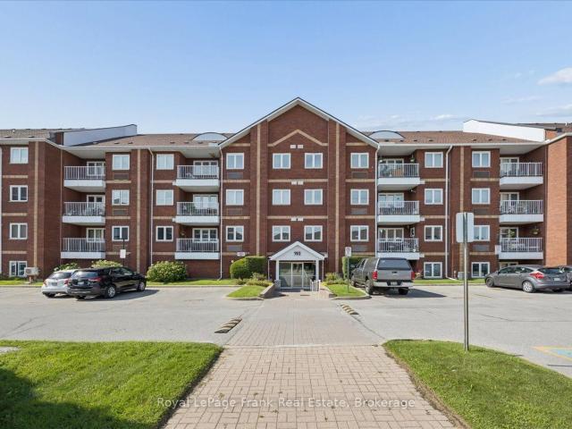 210 193 Lake Driveway Drive W, Ajax | 2Beds/2Bath, Condo, $439,900 | Condos. Ca