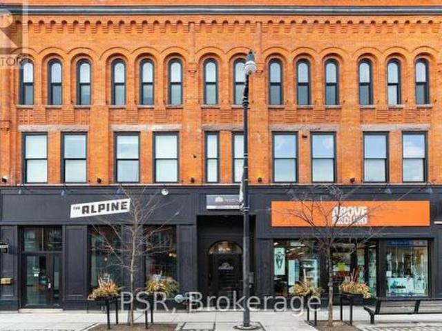 210 2 Dundas Street W, Toronto, ON, M6P 1Y8 lease for lease | Listing ID W13434 | Royal LePage