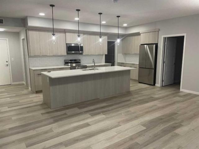 210 40 Carrington Plaza Nw, Calgary, AB, T3P 1X7 condo for sale | Listing ID A2322 | Royal LePage