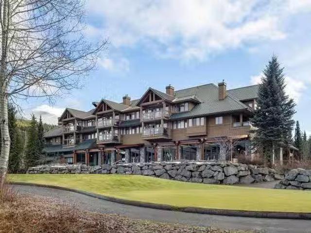 210 8080 Nicklaus North Boulevard, Whistler, BC, V8E 1J7 Sin.