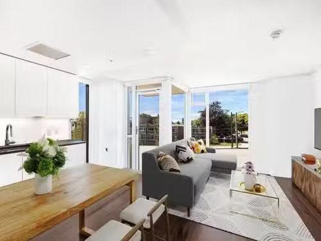 210 8138 Fraser Street, Vancouver, BC, V5X 0J8 Single Family.