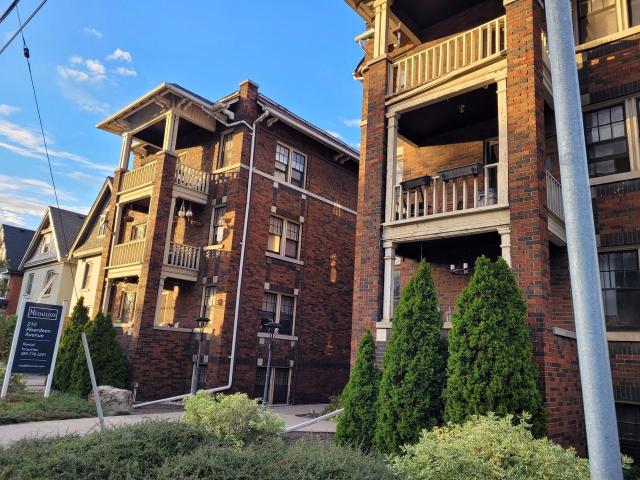 210 Aberdeen 1 Bedroom Apartment for Rent at 210 Aberdeen Ave, Hamilton, ON L8P 2P9 Kirkendall South