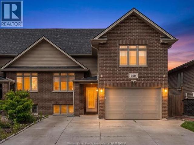 210 Adams Avenue, Amherstburg, ON, N9V 0B2 house for sale | Listing ID 26011 | Royal LePage