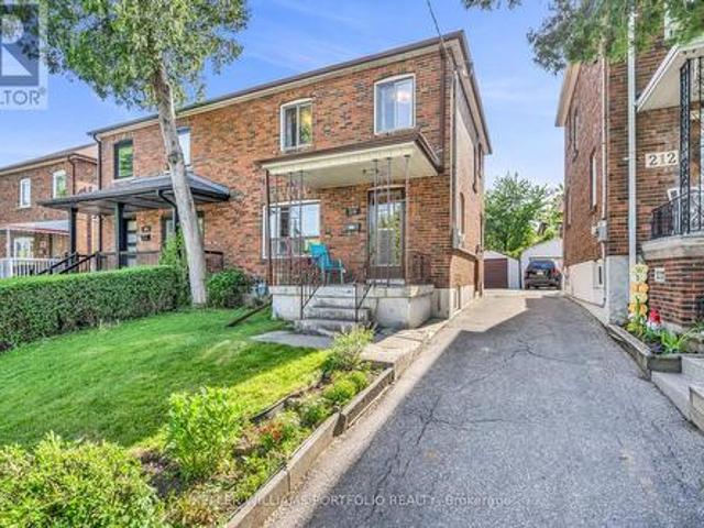 210 Bicknell Avenue, Toronto, ON, M6M 4G9 house for sale | Listing ID W13436 | Royal LePage