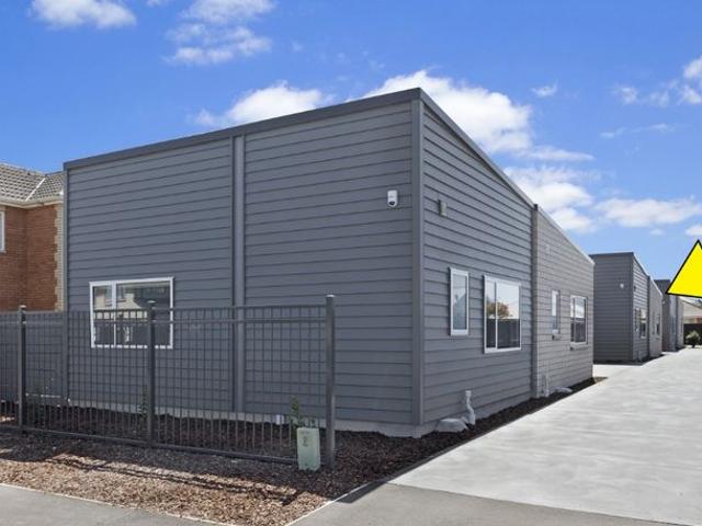 2/10 George Street, Riccarton, Christchurch City