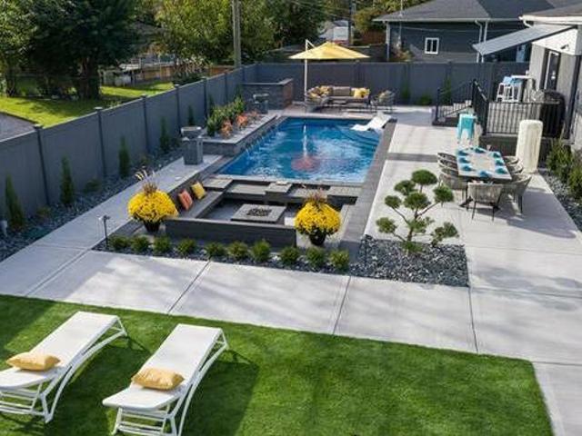 210 LAURIER DRIVE LaSalle Ontario