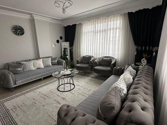 210 M2 2+1 ALT 2+1 ÜST KAT KÖŞE BAŞI LÜX DUBLEX