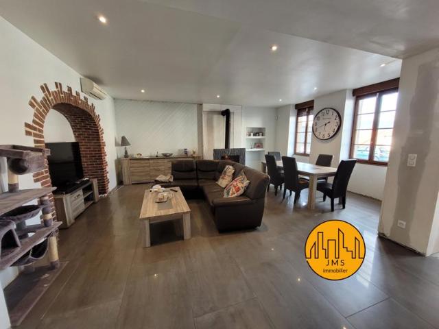 210 m2.