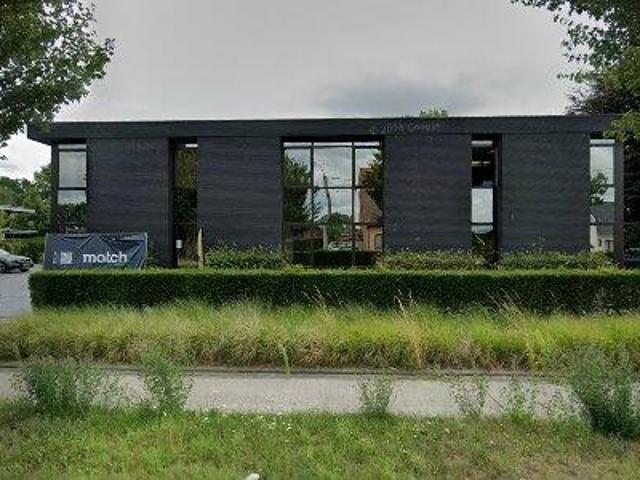 232 m2 office space for rent in Kuurne