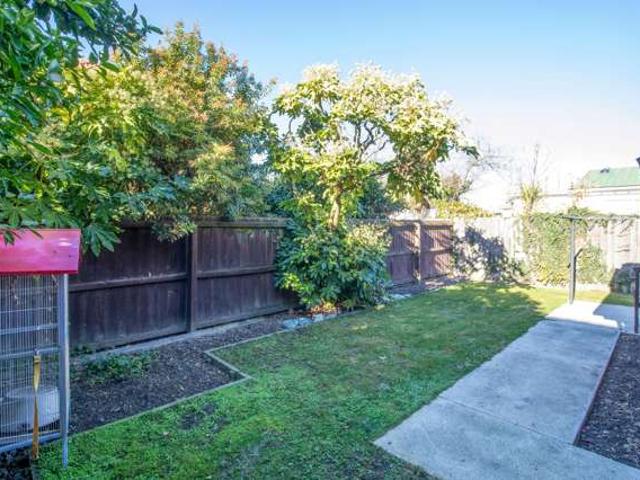 2/10 Nortons Road, Avonhead, Christchurch City