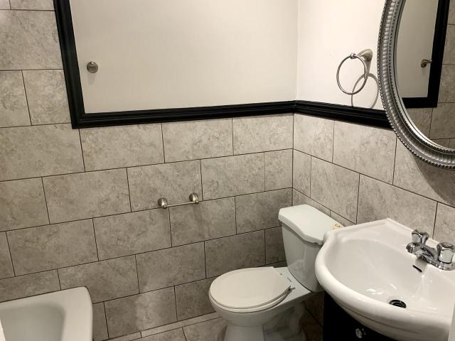 210 Stewart St. 1 Bedroom Apartment for Rent at 210 Stewart St, Ottawa, ON K1N 6K2 Sandy Hill