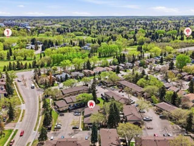 210 Woodbridge Way, Sherwood Park, AB, T8A 3Y3 townhouse for sale | Listing ID E4489 | Royal LePage