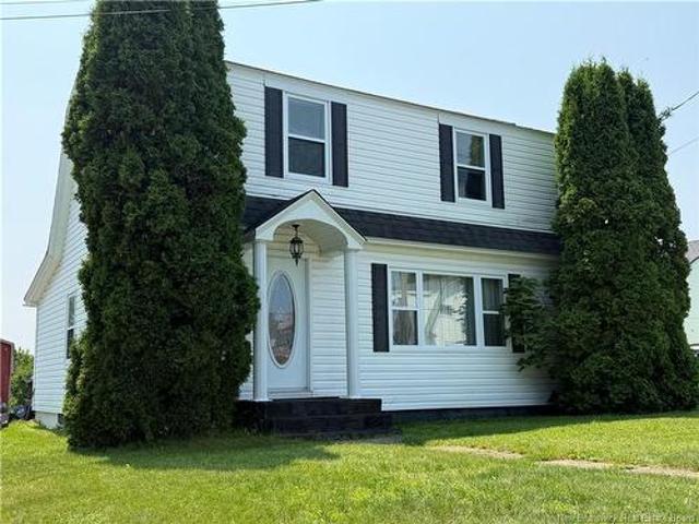 210 Union St, Bathurst, NB, E2A 1H4 house for sale | Listing ID NB143495 | Royal LePage