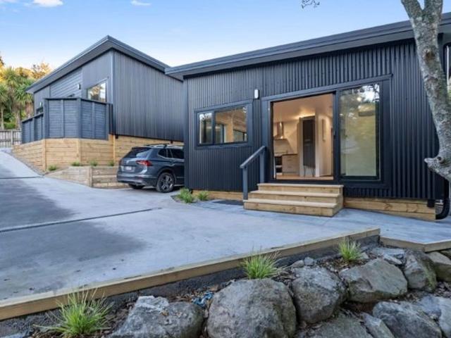 2/10a Awanui Street, Merrilands, New Plymouth