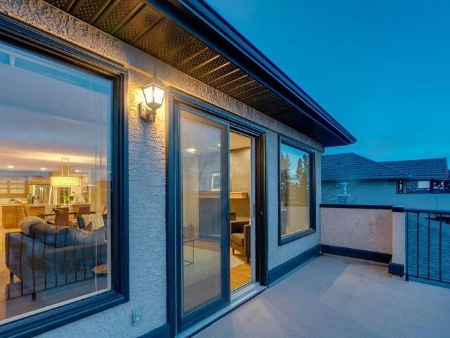 210A 12A Street NE 1