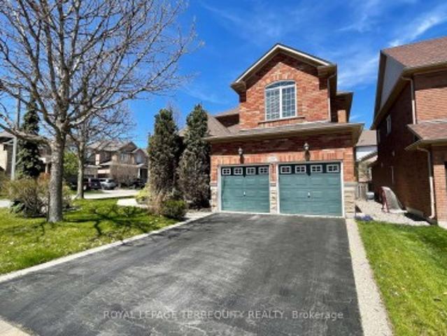 2114 Helmsley Avenue, Oakville, ON, L6M 4R5 house for lease | Listing ID W13146 | Royal LePage