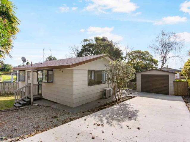 2/115 Beach Road, Pahurehure, Papakura For Sale