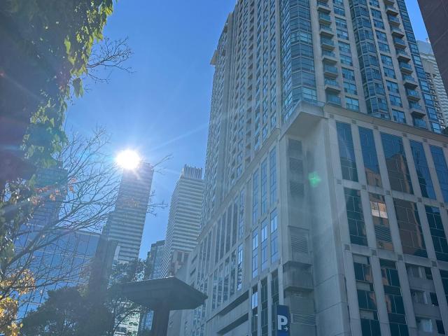 2116 8 Park Road, Toronto | Expired, C12810 | Condos. Ca