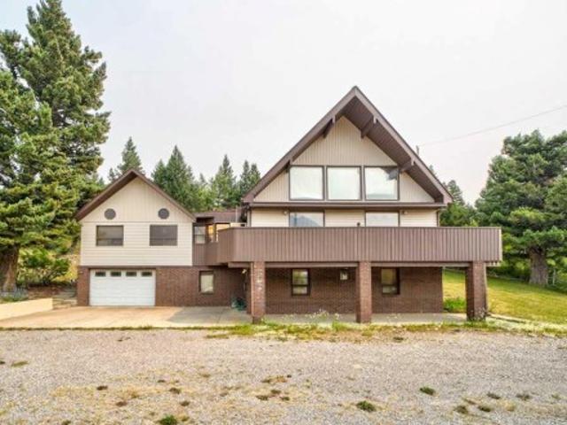 2118 Street, Bellevue, AB, T0K 0C0 house for sale | Listing ID A2330 | Royal LePage