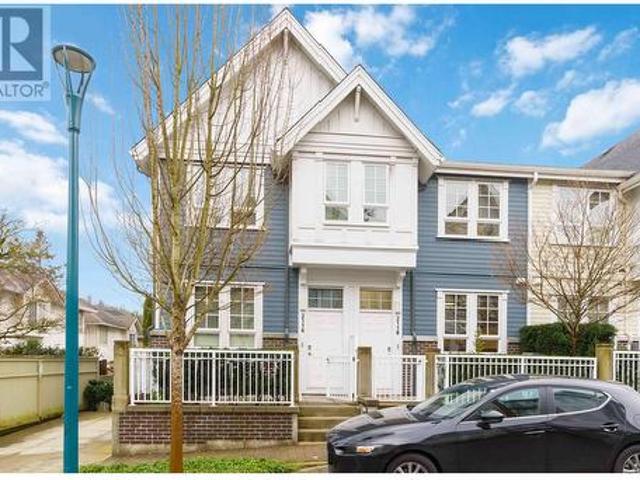 2118 Spring Street, Port Moody, BC, V3H 0J5 townhouse for sale | Listing ID R2977 | Royal LePage