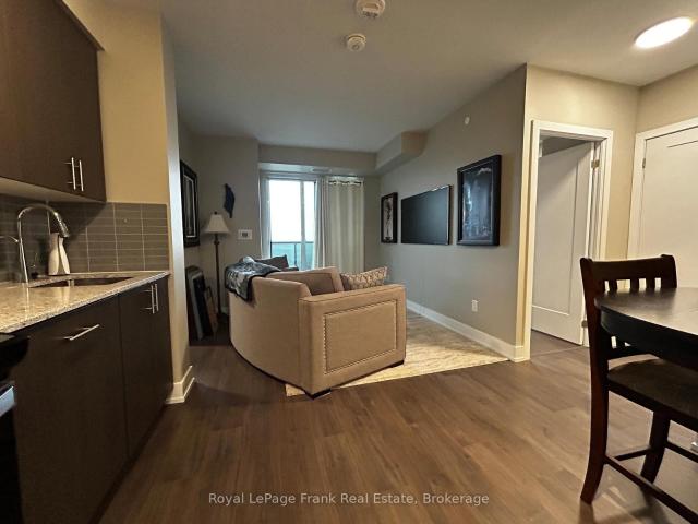 2118 2 Simcoe Street N, Oshawa | For Sale @ $449,900 | Condos. Ca