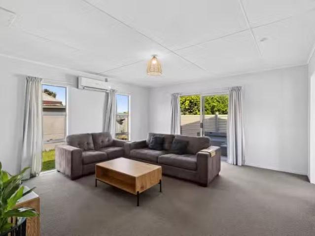 2/110 Parkers Road, Tahunanui, Nelson