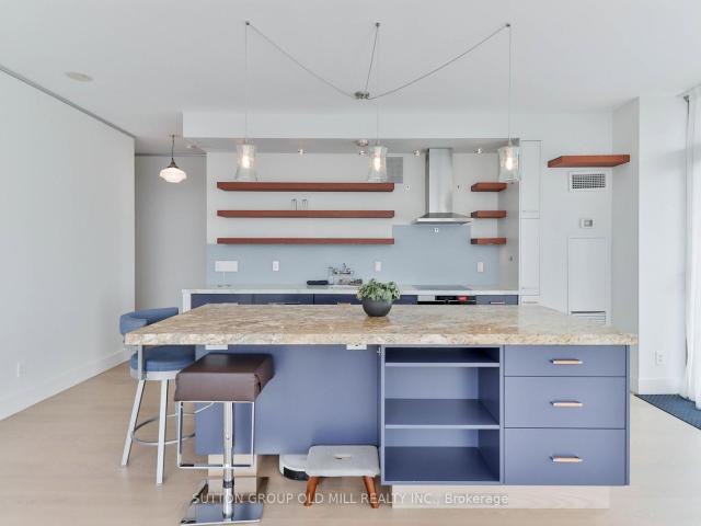 2110 The Queensway, Toronto | Leased, W13579 | Condos. Ca