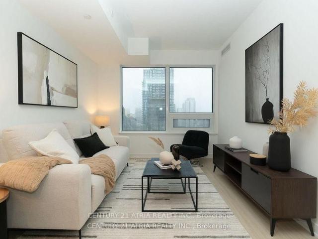 2111 8 Wellesley Street W, Toronto | Sold, C12838 | Condos. Ca