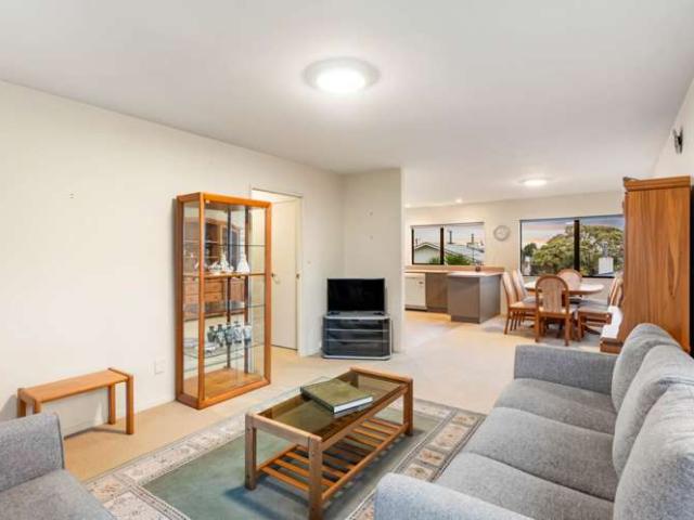 21/127 Boundary Road, Blockhouse Bay, Auckland City