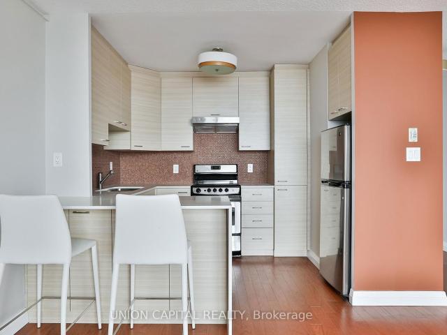 2112 40 Homewood Avenue, Toronto | Terminated, C12738 | Condos. Ca