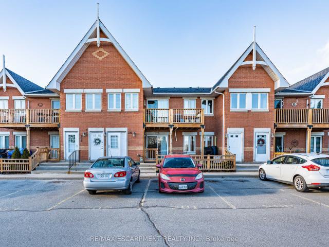 211 3 Upper Middle Road