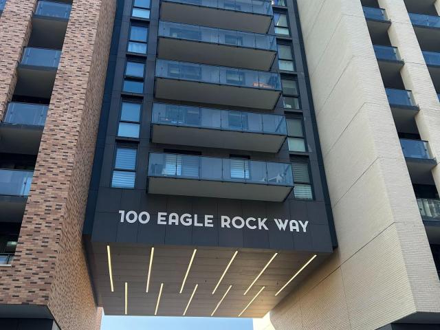 211 100 Eagle Rock Way, Maple | Leased, N13499 | Condos. Ca