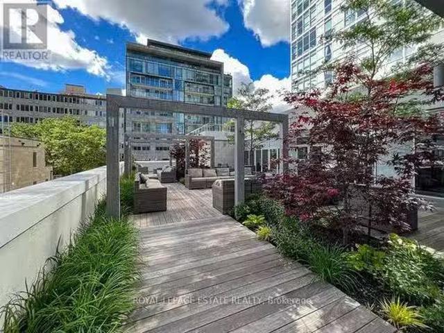 211 170 Avenue Road, Toronto, ON, M5R 0A4 lease for lease.